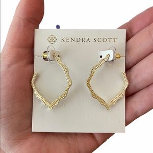 Kendra Scott - Miku Hoop Earrings in Gold